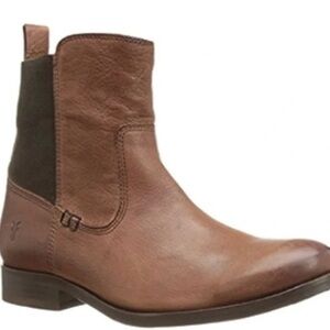 Frye Molly Gore Short Boots in Whiskey